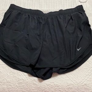 NEW- black Nike Tempo shorts